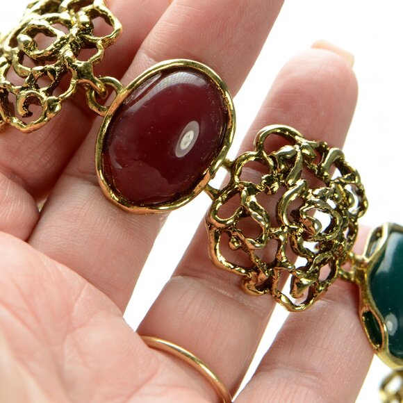 Kenneth Jay Lane KJL Resin Cabochon Toggle Bracelet - Picture 5 of 7